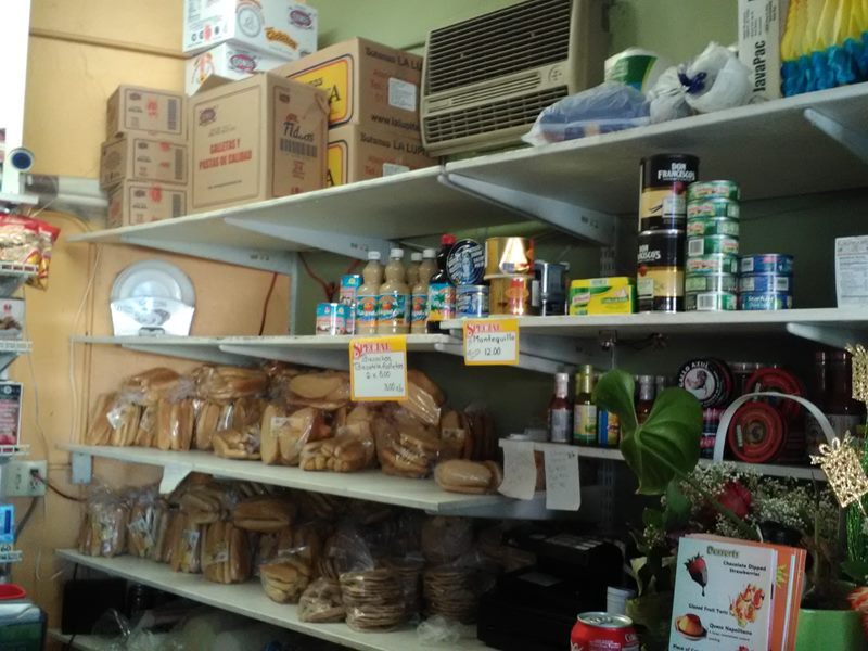 La Flor De Yucatan Bakery interior
