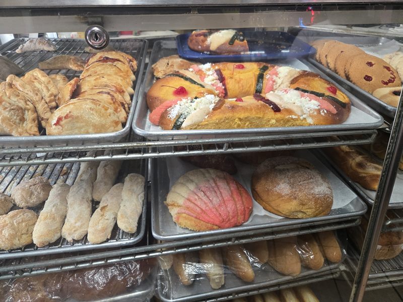 La Flor De Yucatan Bakery food