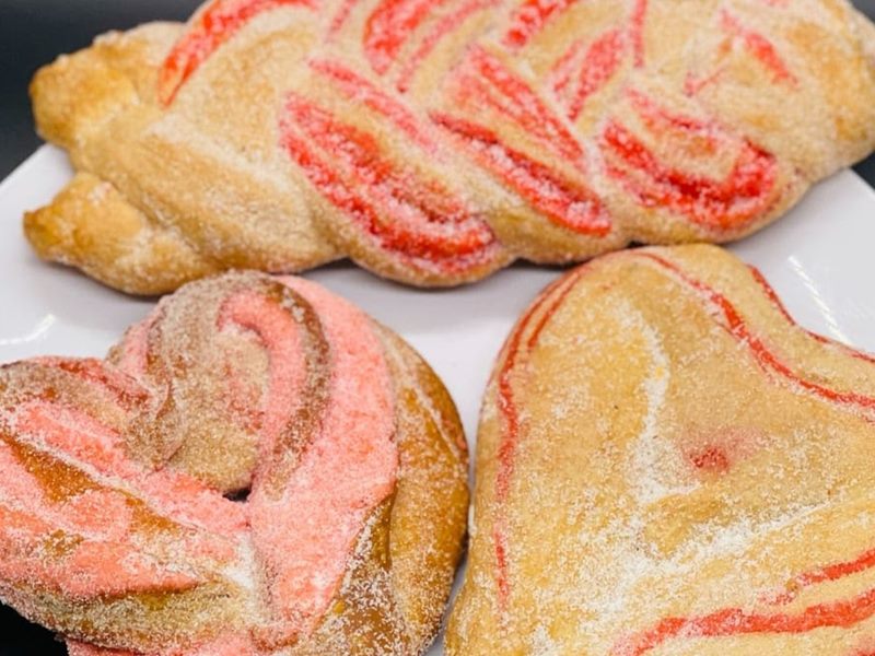 La Flor De Yucatan Bakery food